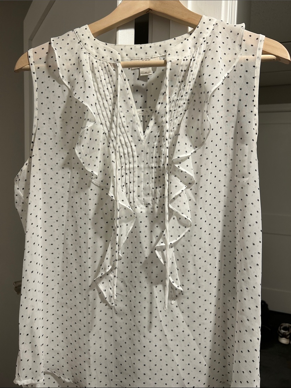 LOFT White Sleeveless Ruffle V-Neck Polka Dot Camisole